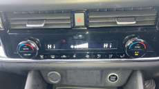 Nissan Qashqai 1.3 DiG-T MH N-Connecta 5dr Petrol Hatchback